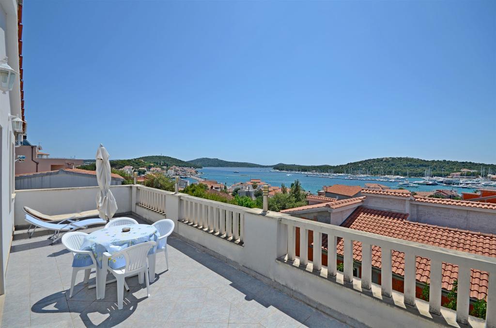 Apartments Branislav Рогозница Екстериор снимка