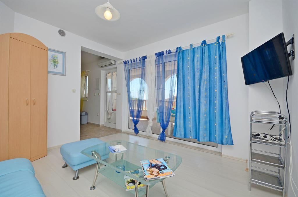 Apartments Branislav Рогозница Екстериор снимка