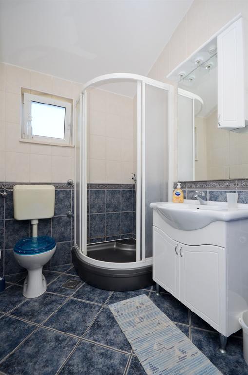Apartments Branislav Рогозница Екстериор снимка